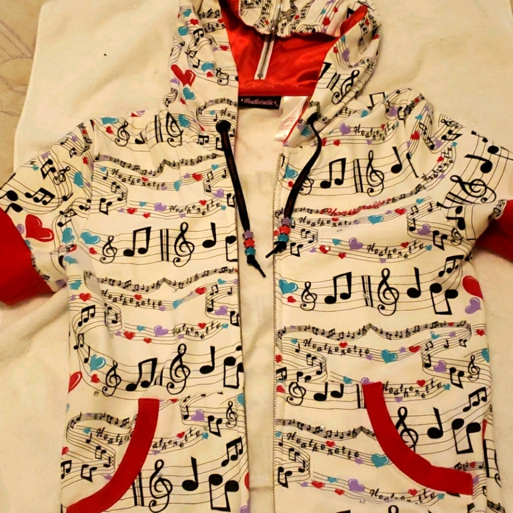 Short sleeve zip up hoodie